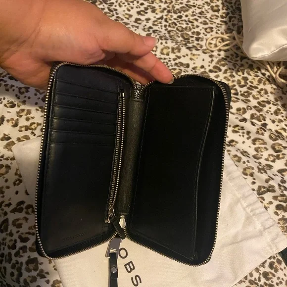 Marc Jacobs Wristlet in black - Picture 5 of 7